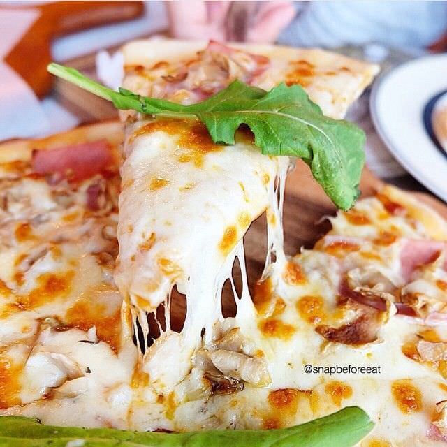 Pizza2.jpg
