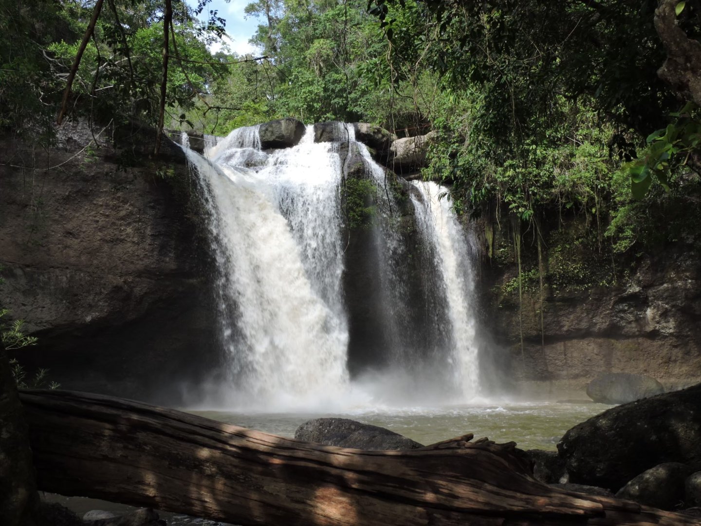 Haew Su Wat Waterfall