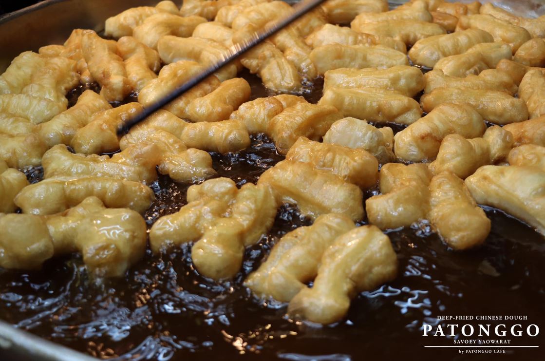曼谷唐人街美食小吃有哪些?LISA取景拍攝現身曼谷唐人街! - 第9張圖 Patonggo Savoey Yaowarat