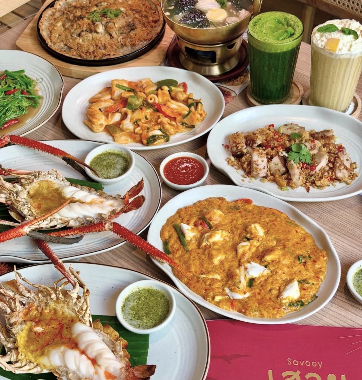 50年老字號Savoey Restaurant 上味泰 曼谷最夯咖哩蟹 點餐攻略